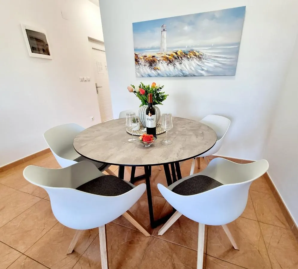 App Oleander Apartman Umag